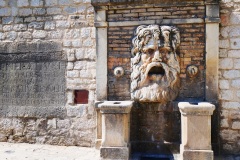 Sepino-fontana-del-mascherone