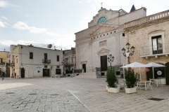 cassano-piazza-cattedrale